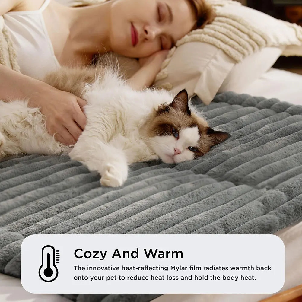 Pet Bed Self-Warming Ultra Soft Fleece Warm Cozy Sleeping Mat for Cat Dog Machine Washable Furniture